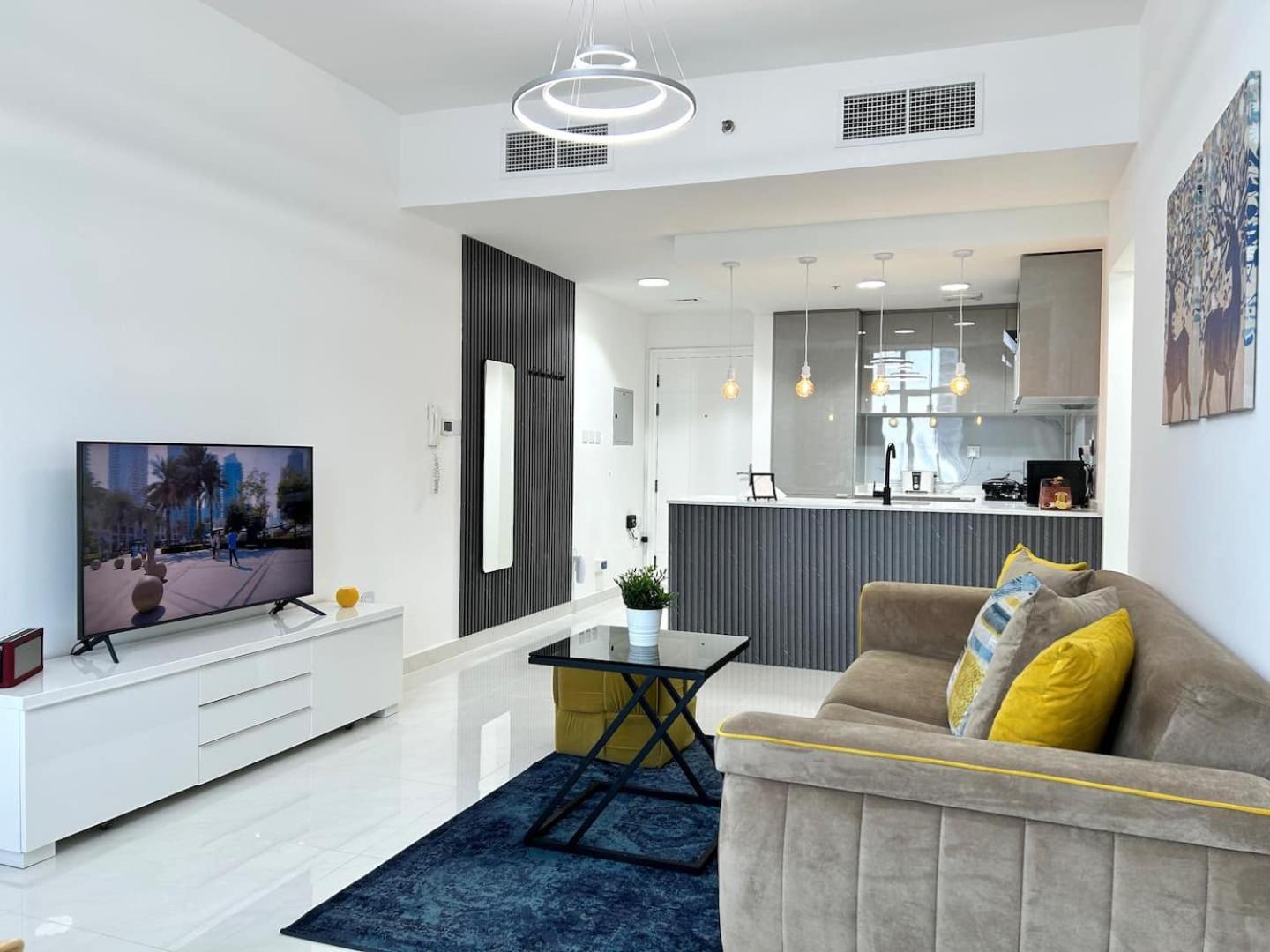 Charming One Bedroom In Marina Appartement *
