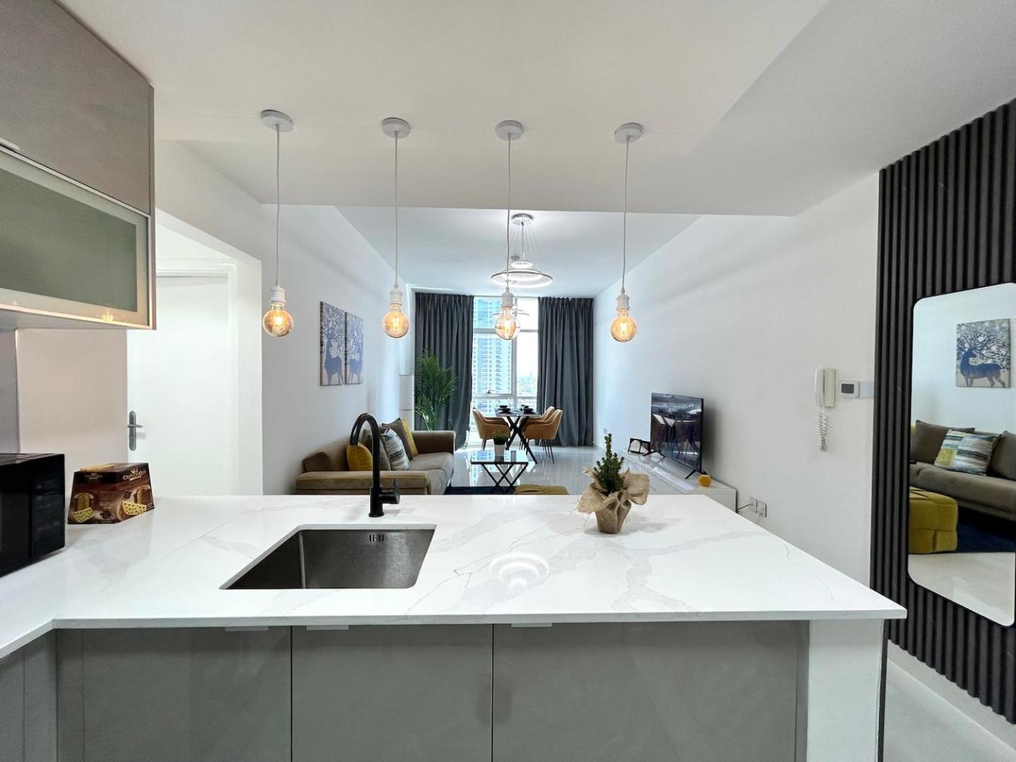 Charming One Bedroom In Marina Appartement